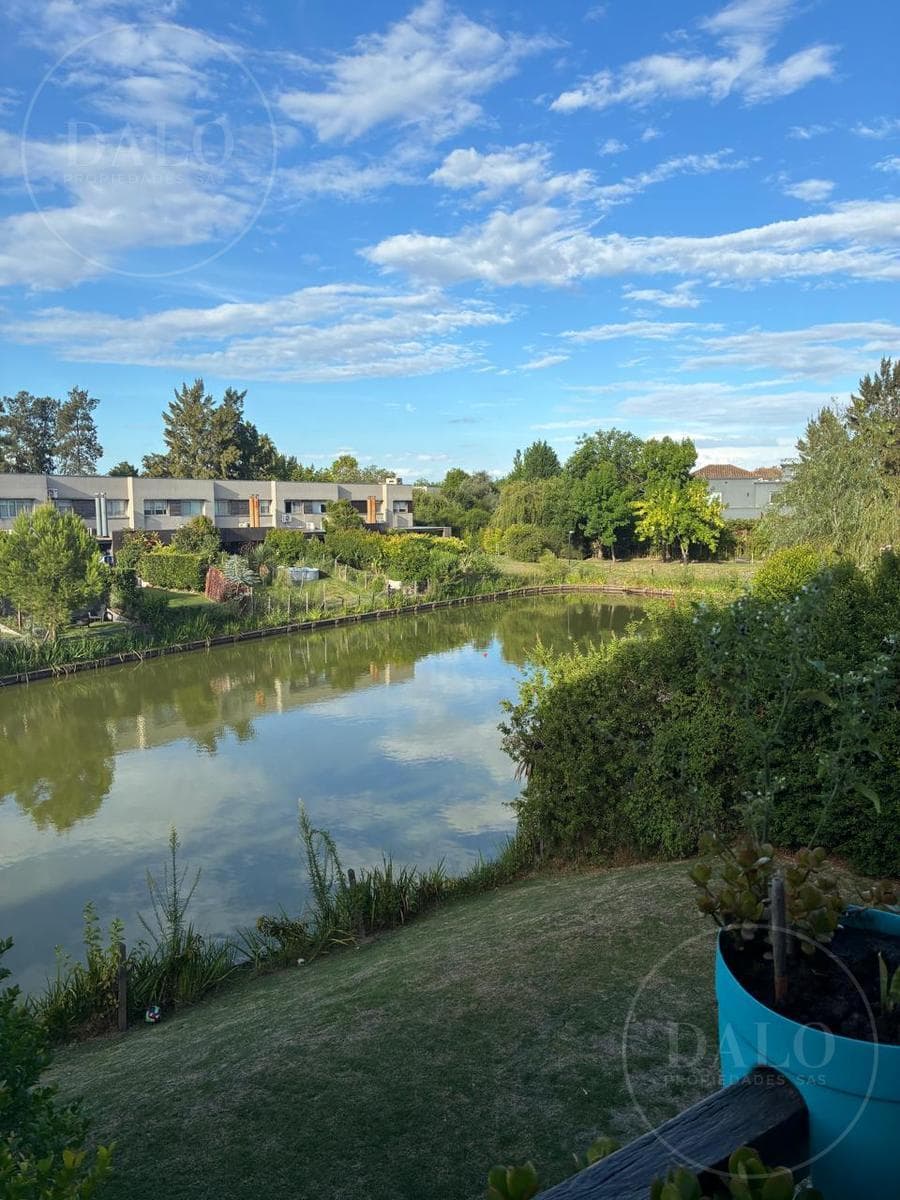 2-room apartment for sale in Lago Escondido, Nordelta