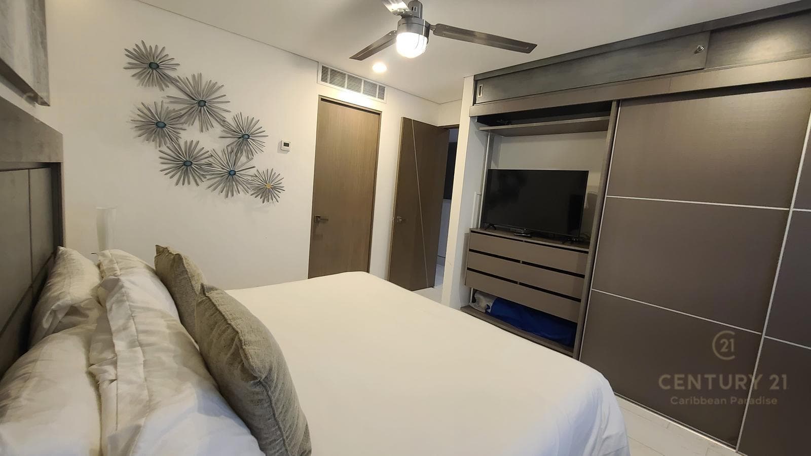 1-Bedroom Apartment for Sale on Calle 38, Downtown Playa del Carmen P4600