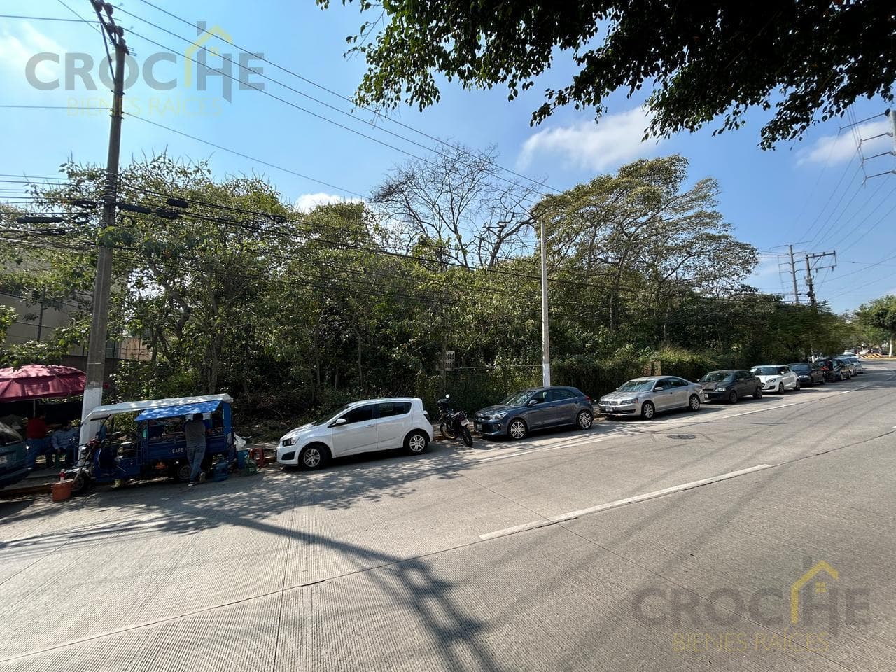 Land for sale on Arco Sur Avenue in the area near the District Attorney's Office and the Judiciary
