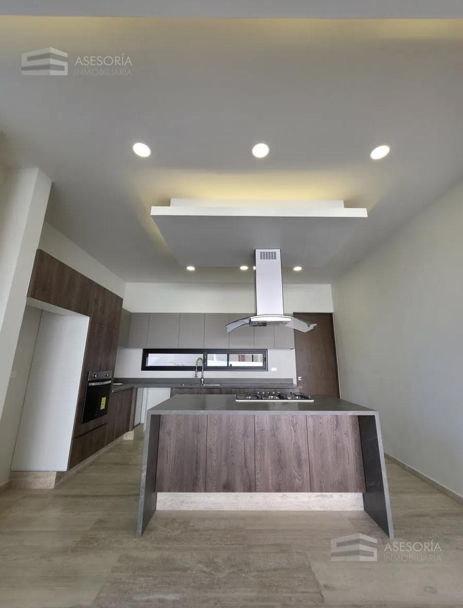 House for Sale at the Yucatán Country Club