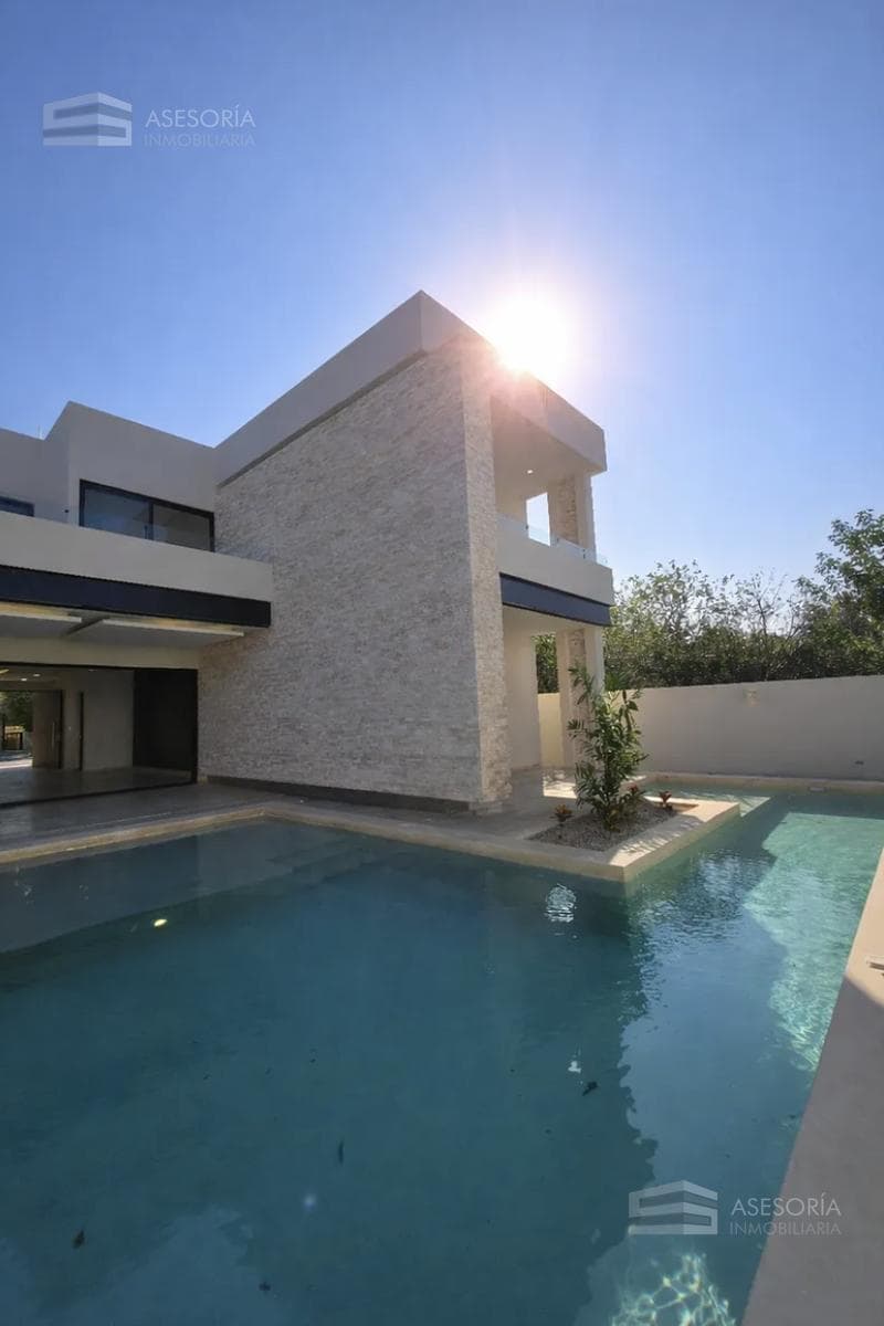 House for Sale at the Yucatán Country Club