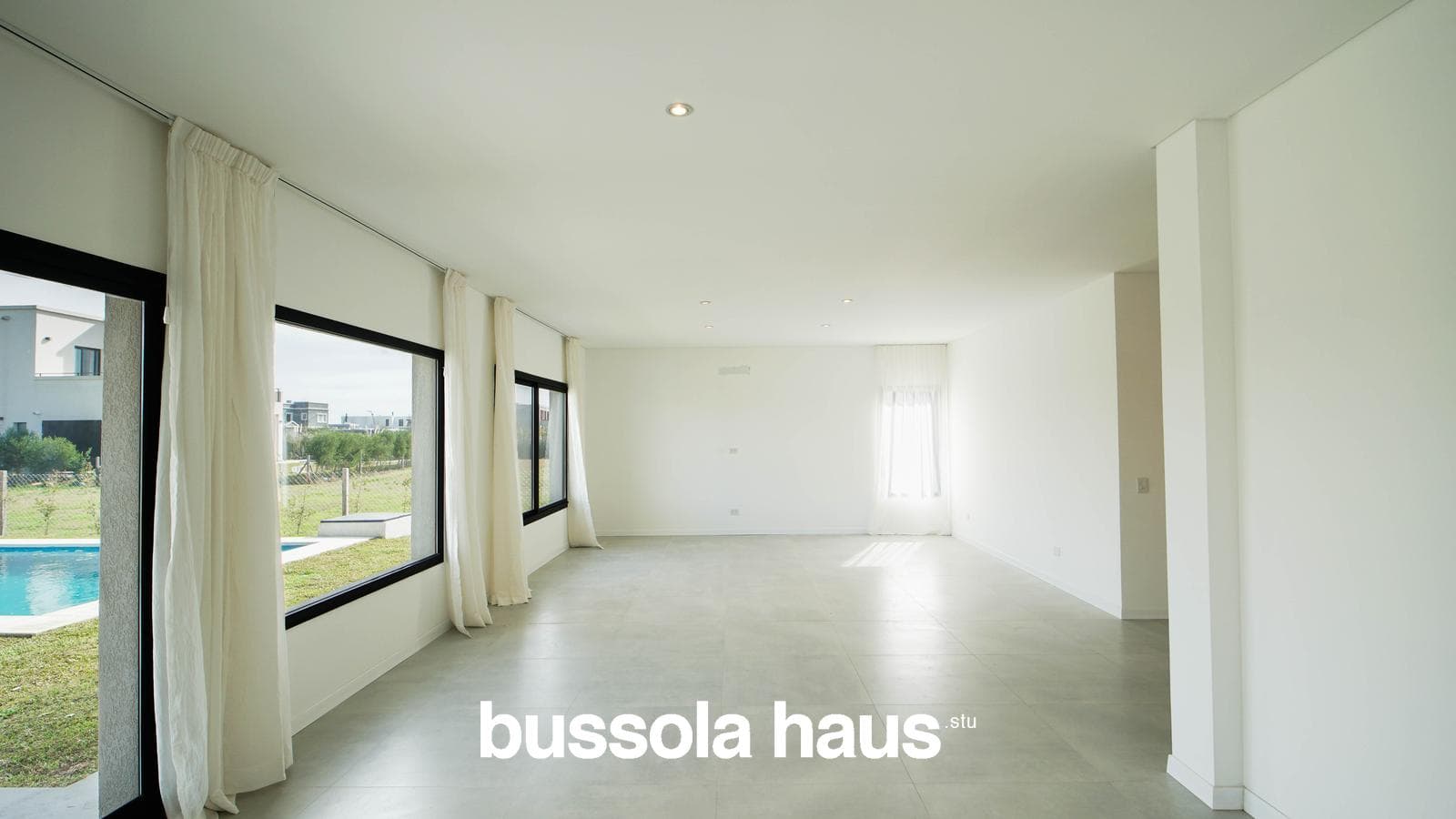 6-room house for sale with a pool in Riberas Puertos Escobar