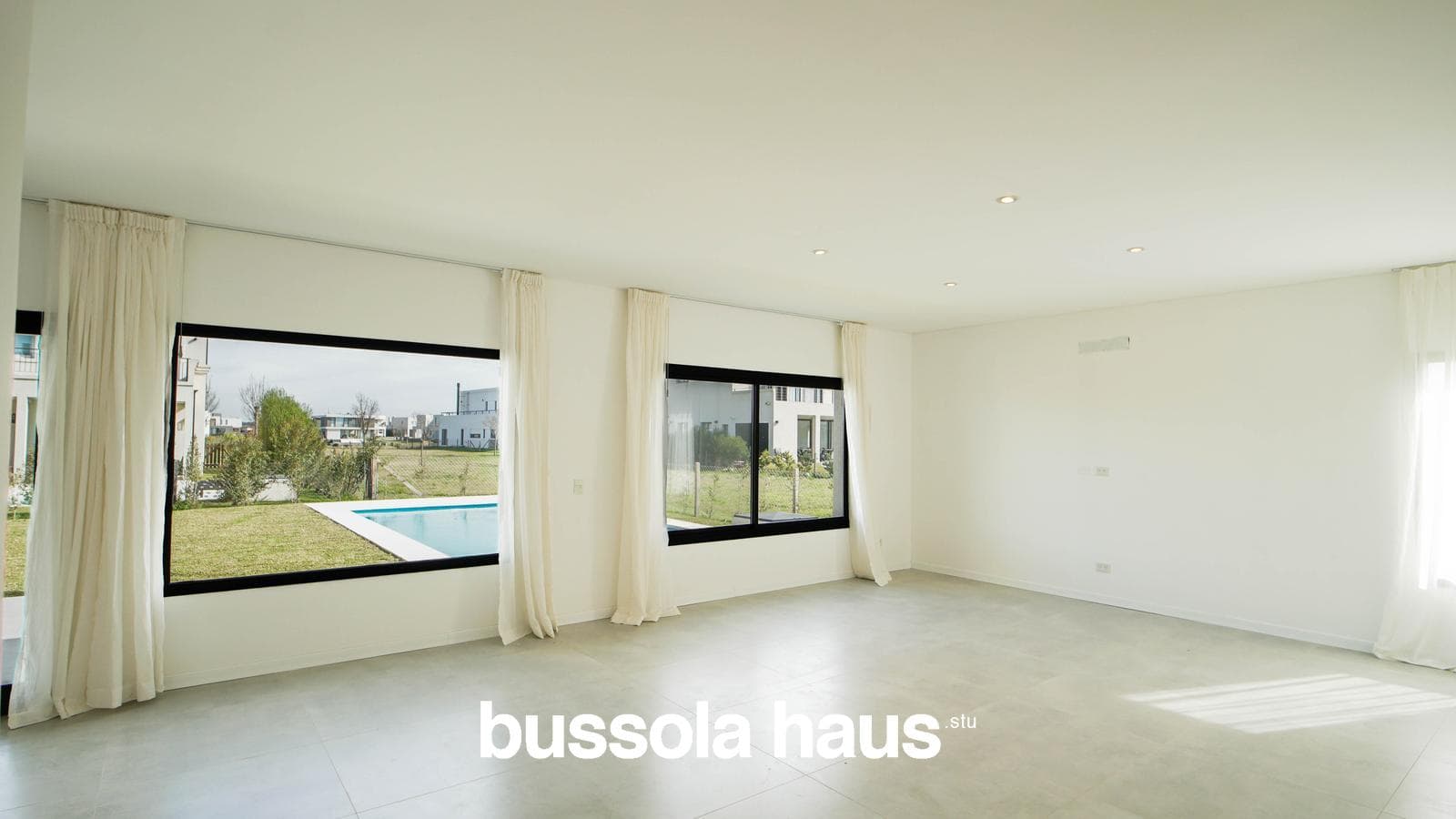 6-room house for sale with a pool in Riberas Puertos Escobar
