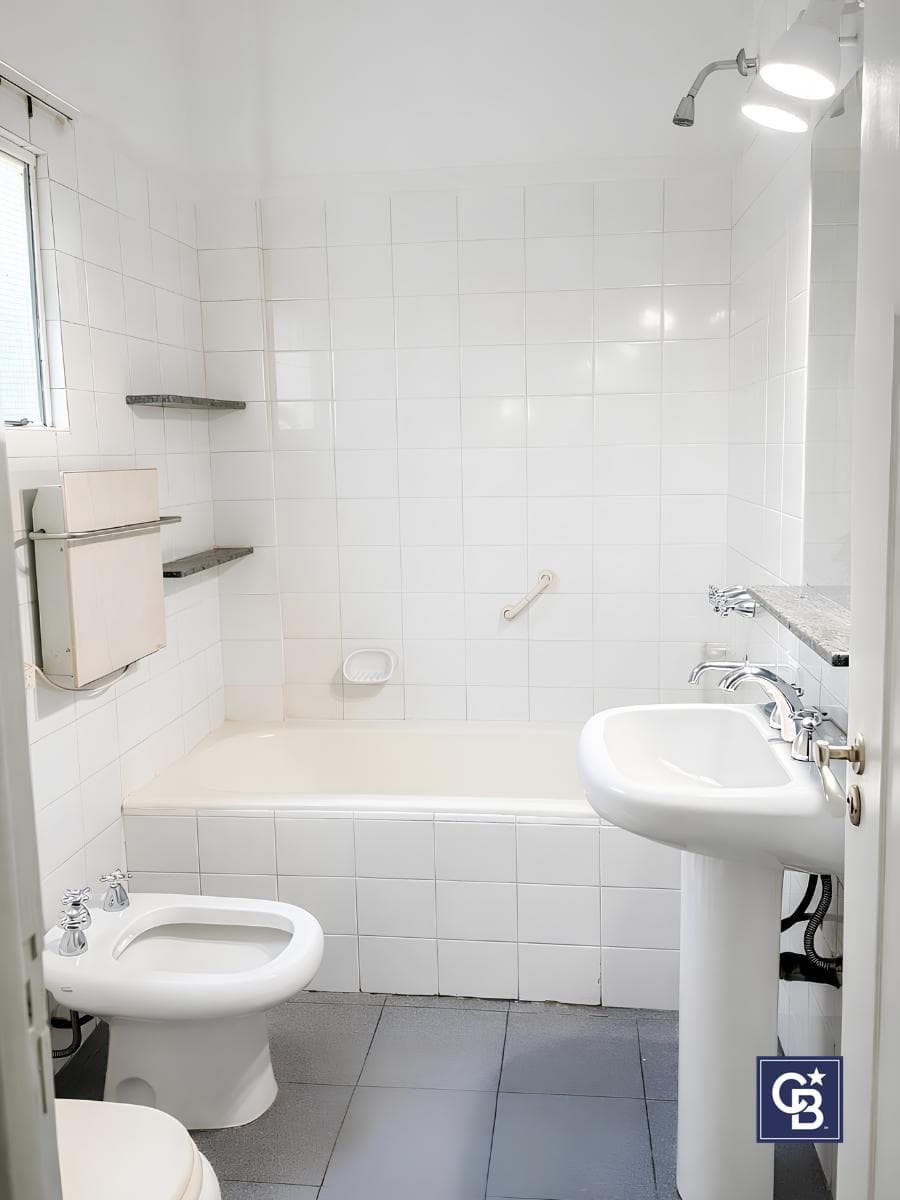 4-room apartment for rent with 2 private terraces, in excellent condition in Recoleta