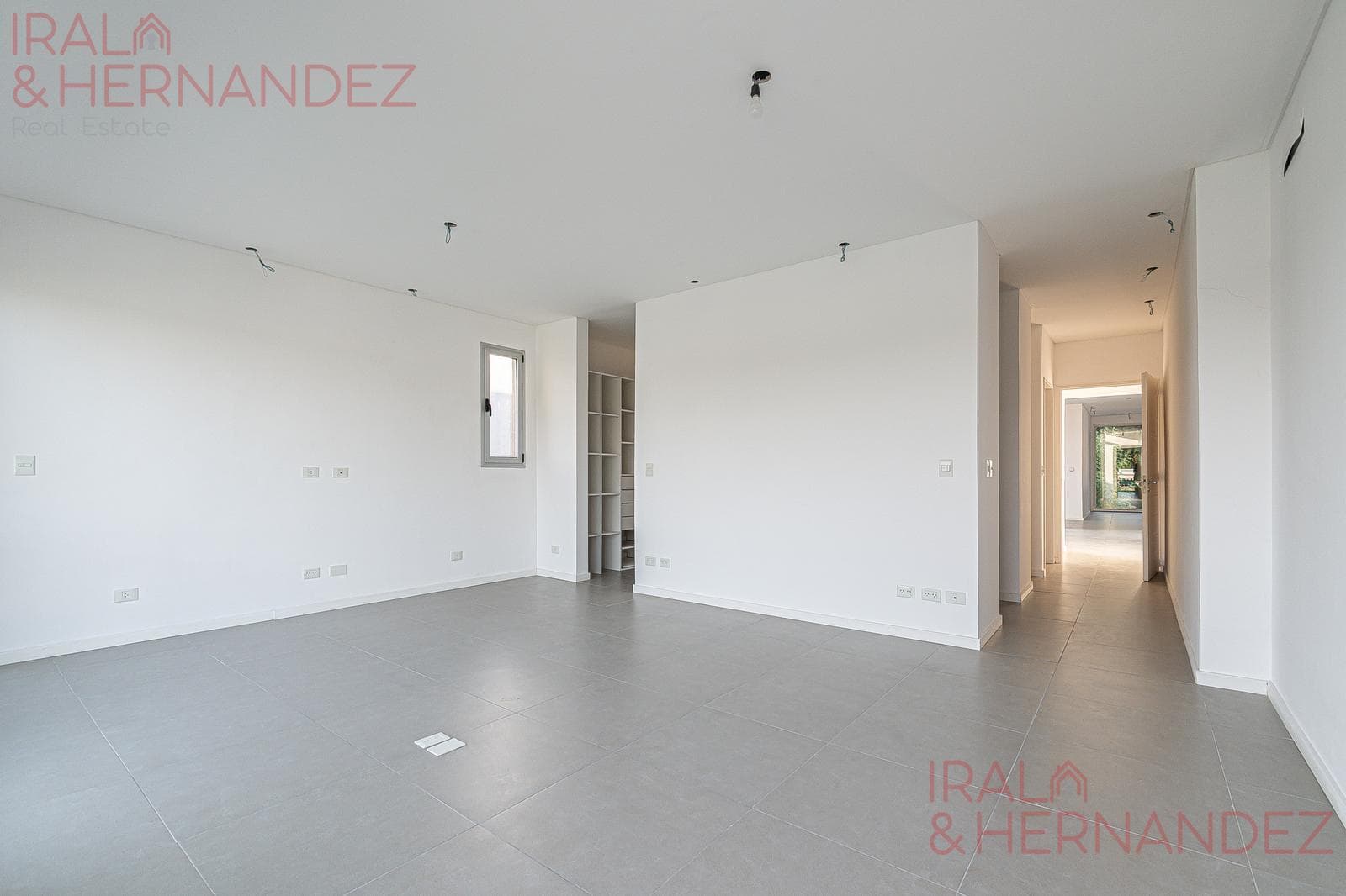 Brand-new house on the river | 5 suites | pool and barbecue | Barrio Náutico San Juan, Tigre