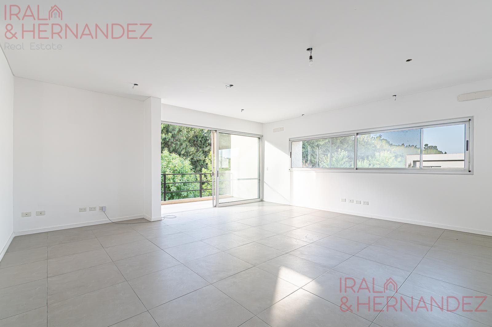 Brand-new house on the river | 5 suites | pool and barbecue | Barrio Náutico San Juan, Tigre