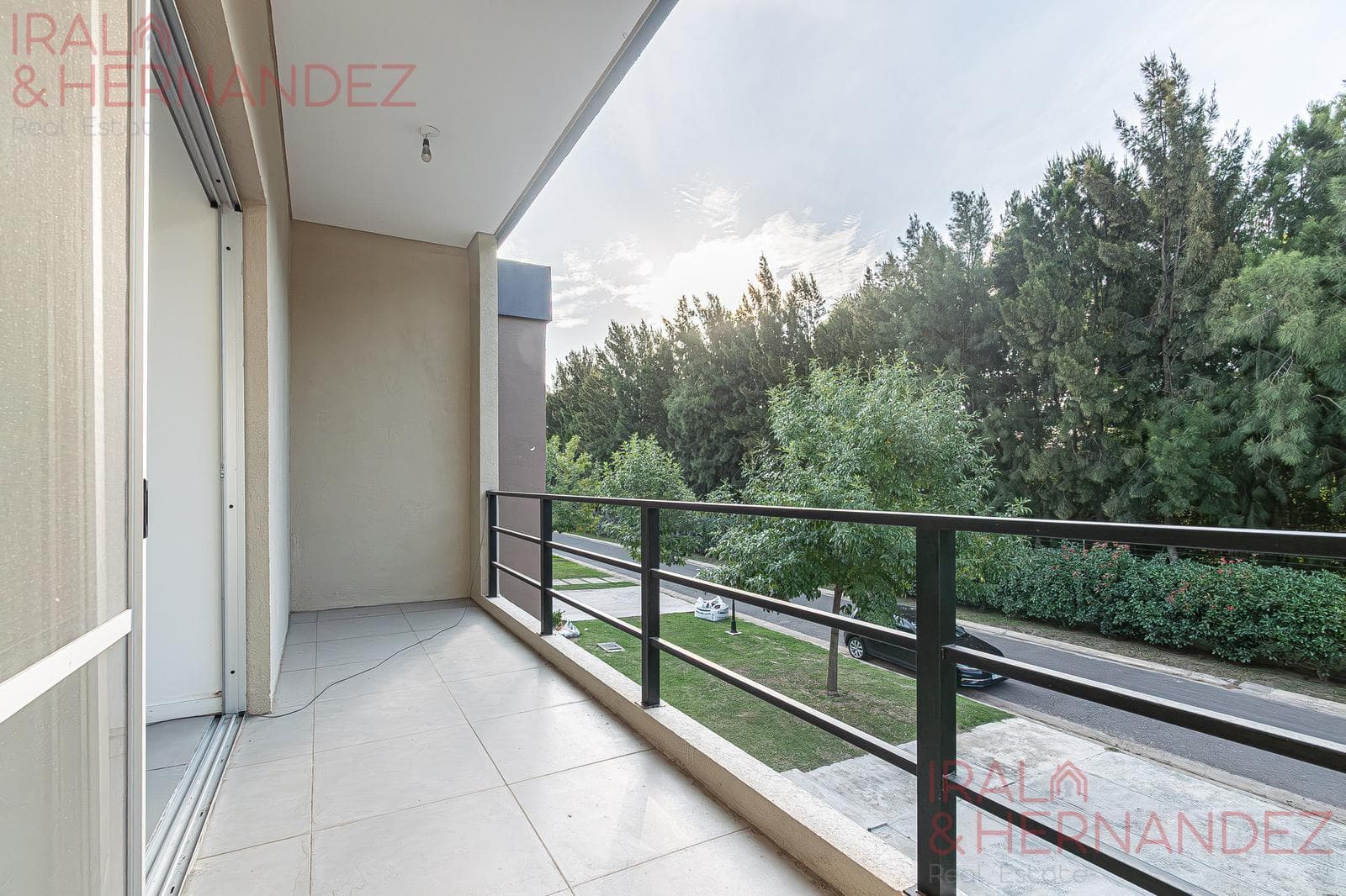 Brand-new house on the river | 5 suites | pool and barbecue | Barrio Náutico San Juan, Tigre