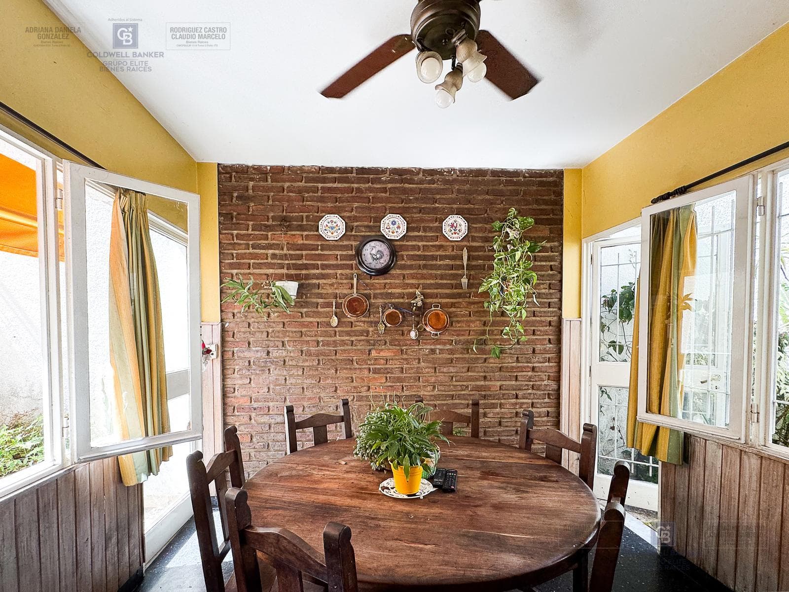 4-ROOM HOUSE FOR SALE WITH GARAGE IN LA PATERNAL