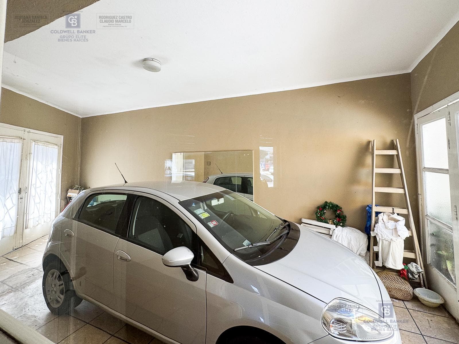 4-ROOM HOUSE FOR SALE WITH GARAGE IN LA PATERNAL