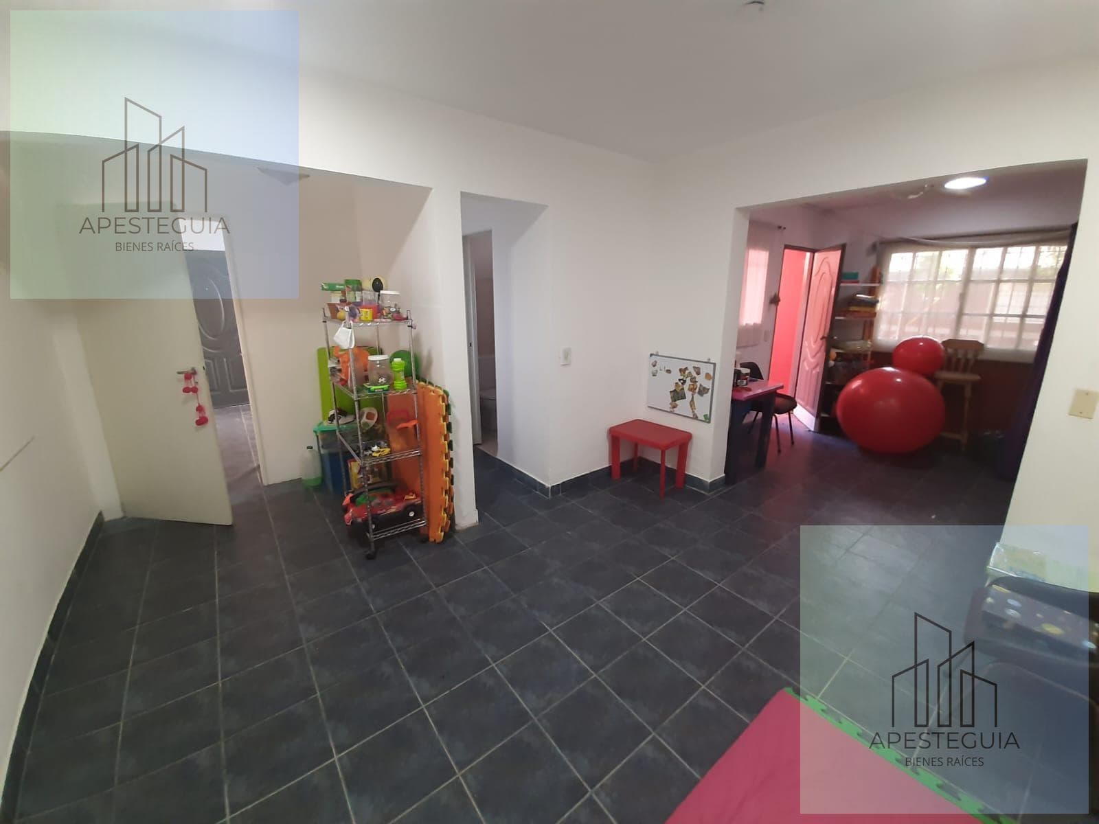 For Sale - HOUSE - AUSTRAL HOSPITAL - PILAR -