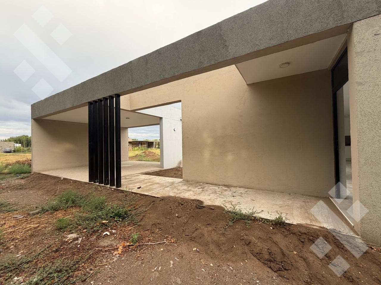 3-BEDROOM HOUSE FOR SALE - VILLA DEL RIO NAUTICO GATED COMMUNITY, GENERAL ROCA