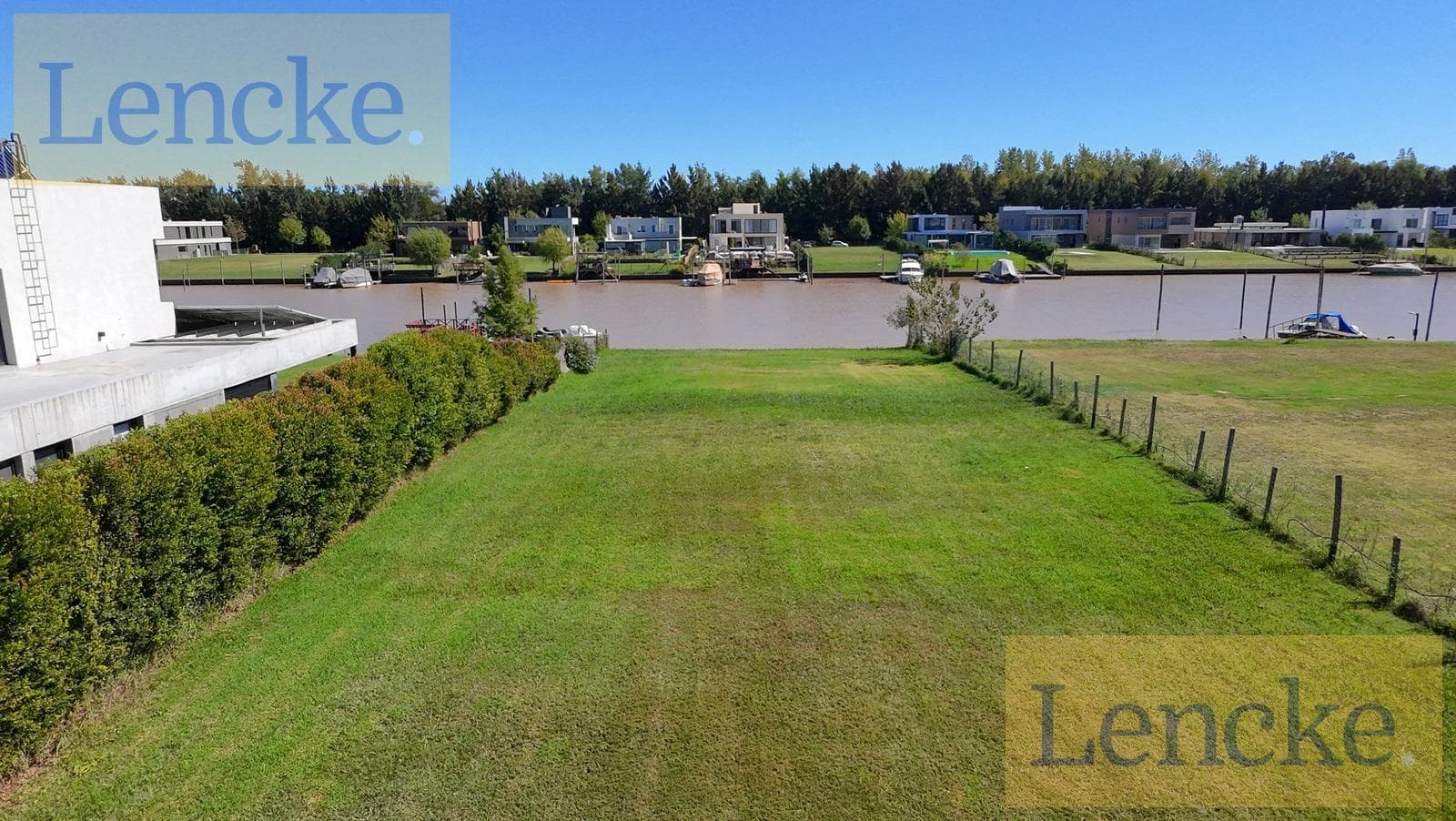 Riverfront lot with boat slip for sale, San Juan neighborhood, for sale