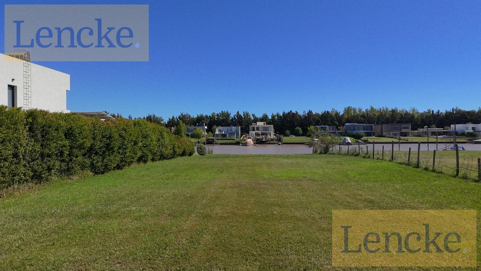 Riverfront lot with boat slip for sale, San Juan neighborhood, for sale