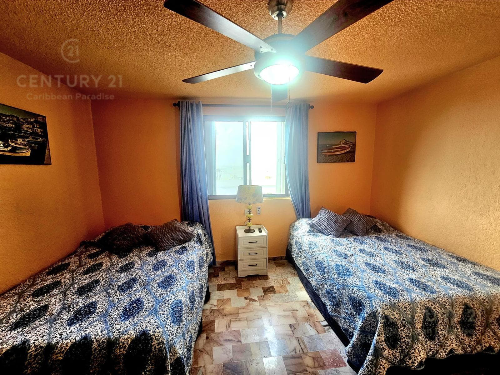 2-Bedroom Apartment for Rent on the Beachfront | Villas Marlin Cancun | C4121