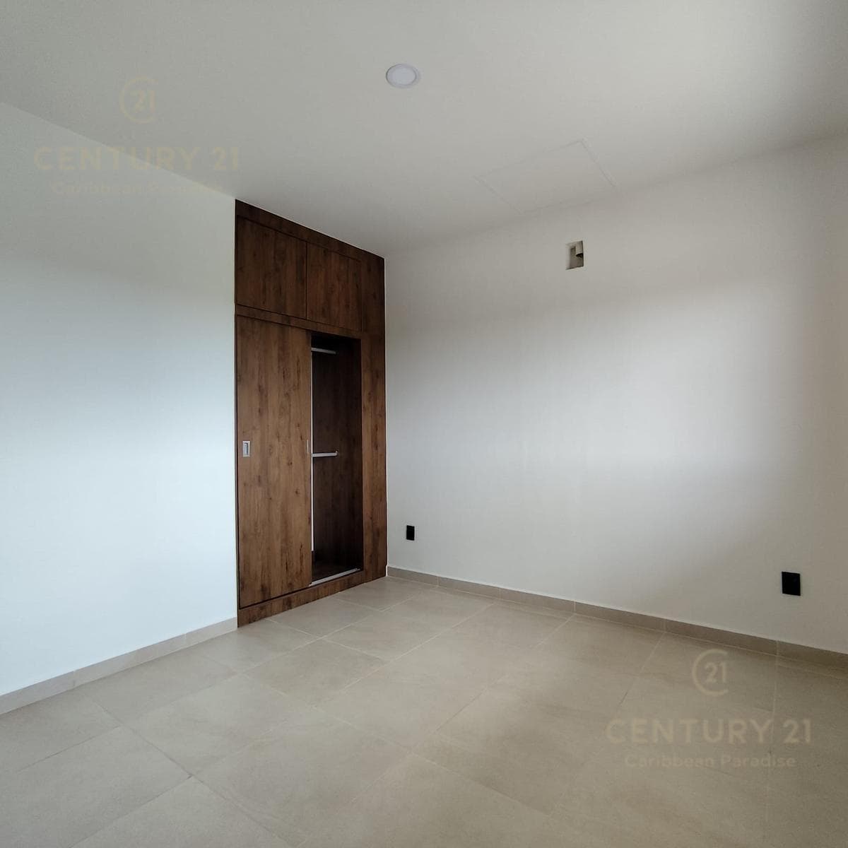 2-Bedroom Apartment for Rent at H Living Condos in Cancún | Near Huayacán and the Beach | C4132
