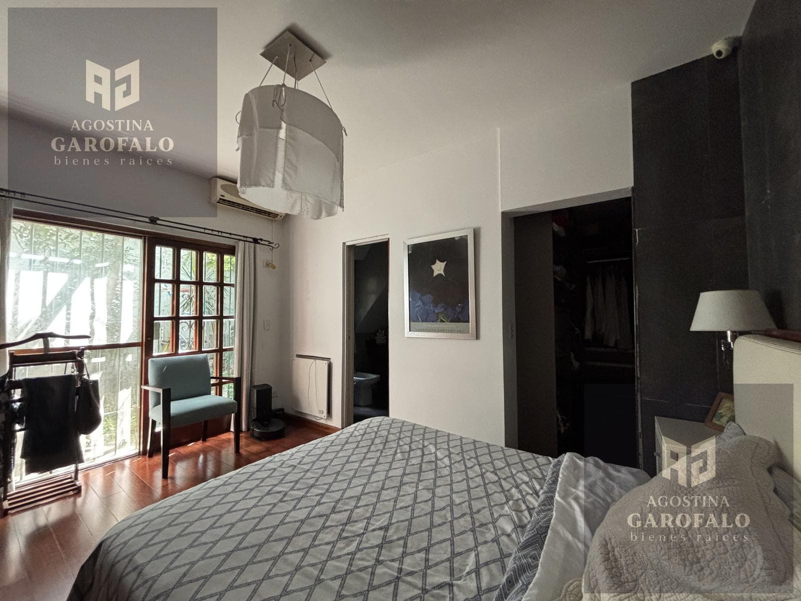 House for Sale: 5-room home on its own lot with a patio, terrace, pool, and garage in Boedo