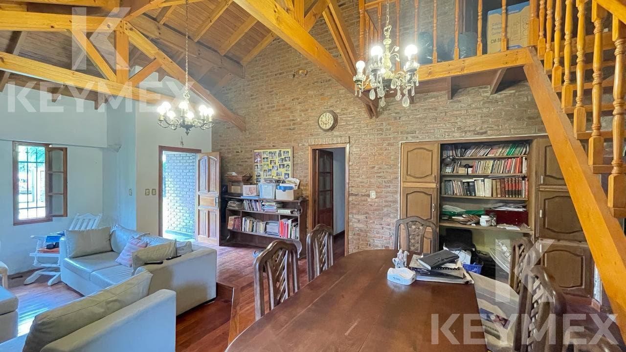 3-Bedroom House for Sale with Barbecue Area, Pool, and Park - San Carlos, Gambier, La Plata