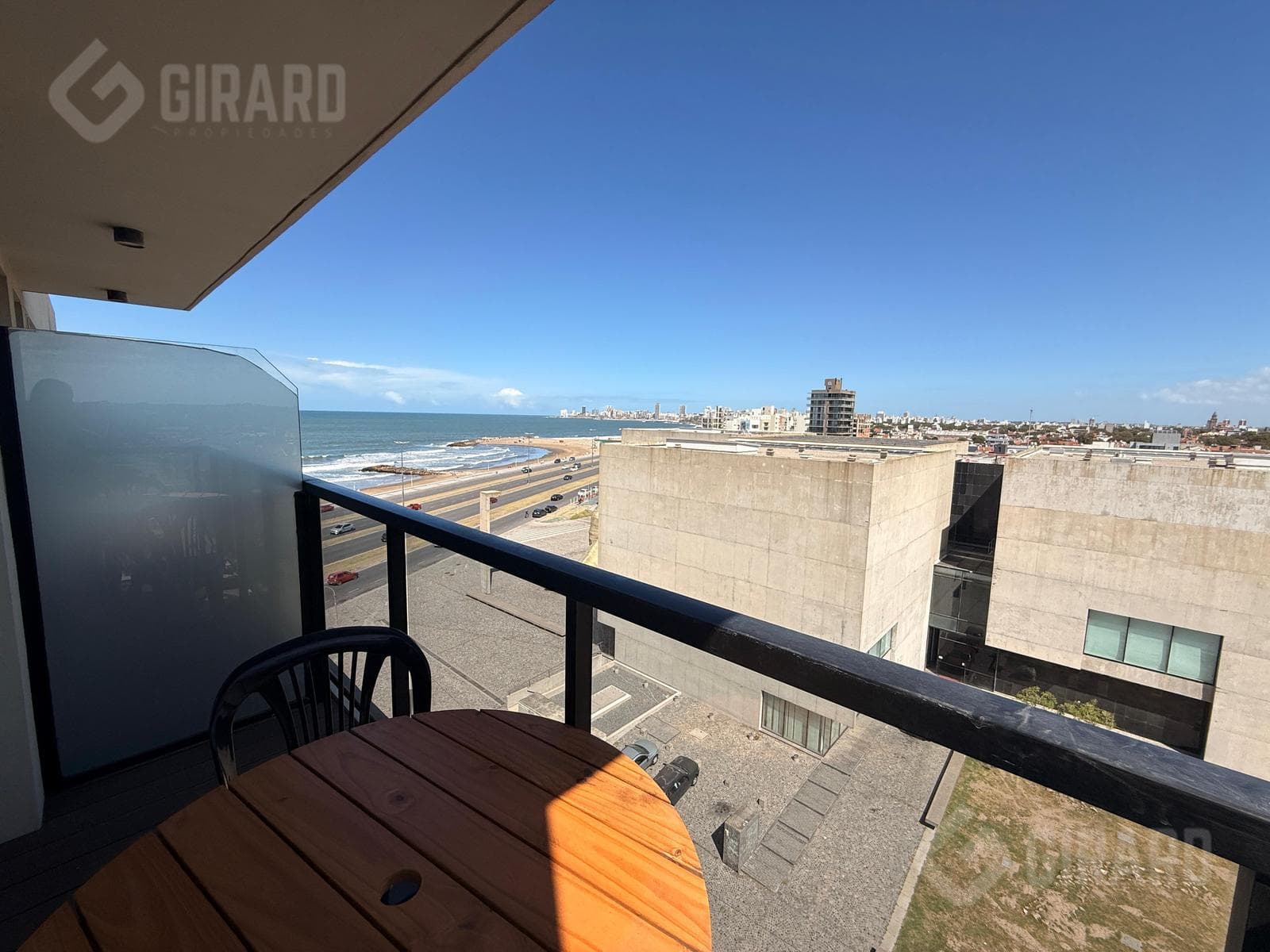 Marina Banus 1 Building, 3-room apartment for sale with double garage. Constitución neighborhood, Mar del Plata.
