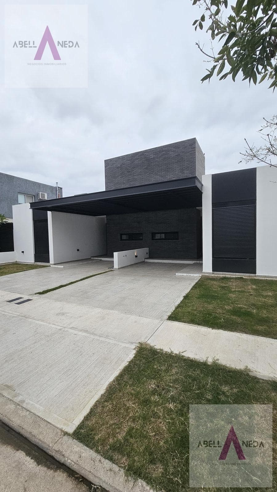 Luxury 2-Bedroom Ground-Floor Duplex for Sale