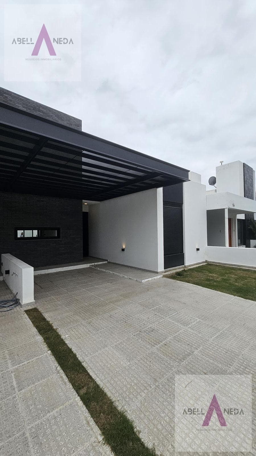 Luxury 2-Bedroom Ground-Floor Duplex for Sale