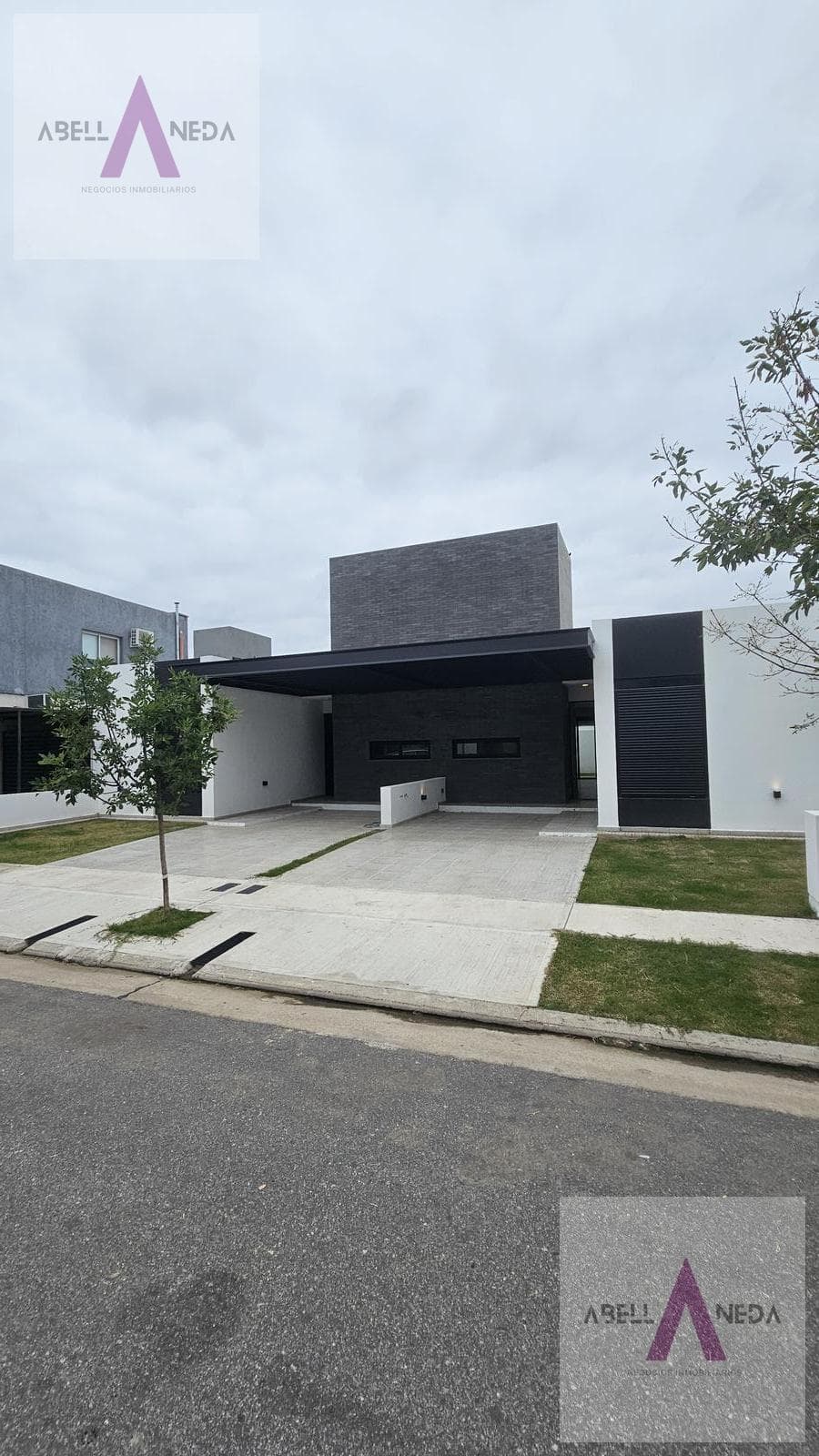 Luxury 2-Bedroom Ground-Floor Duplex for Sale