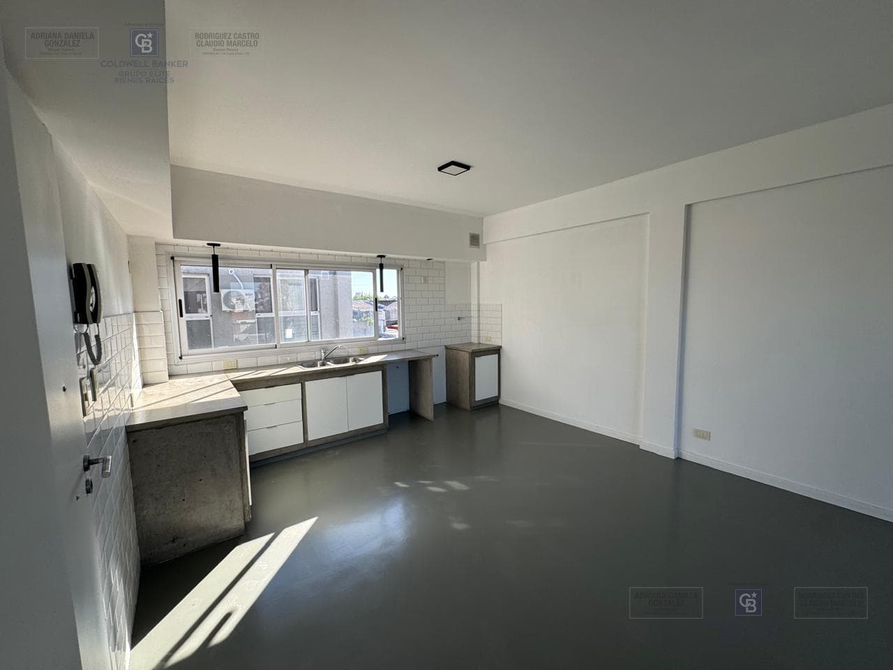 Apartment for sale in Ramos Mejía: 2 rooms, financing available, garage included