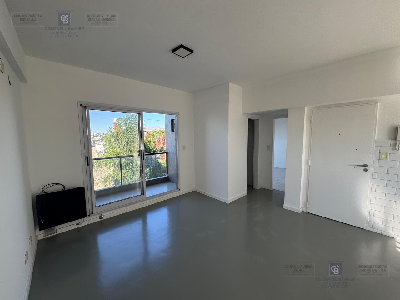 Apartment for sale in Ramos Mejía: 2 rooms, financing available, garage included