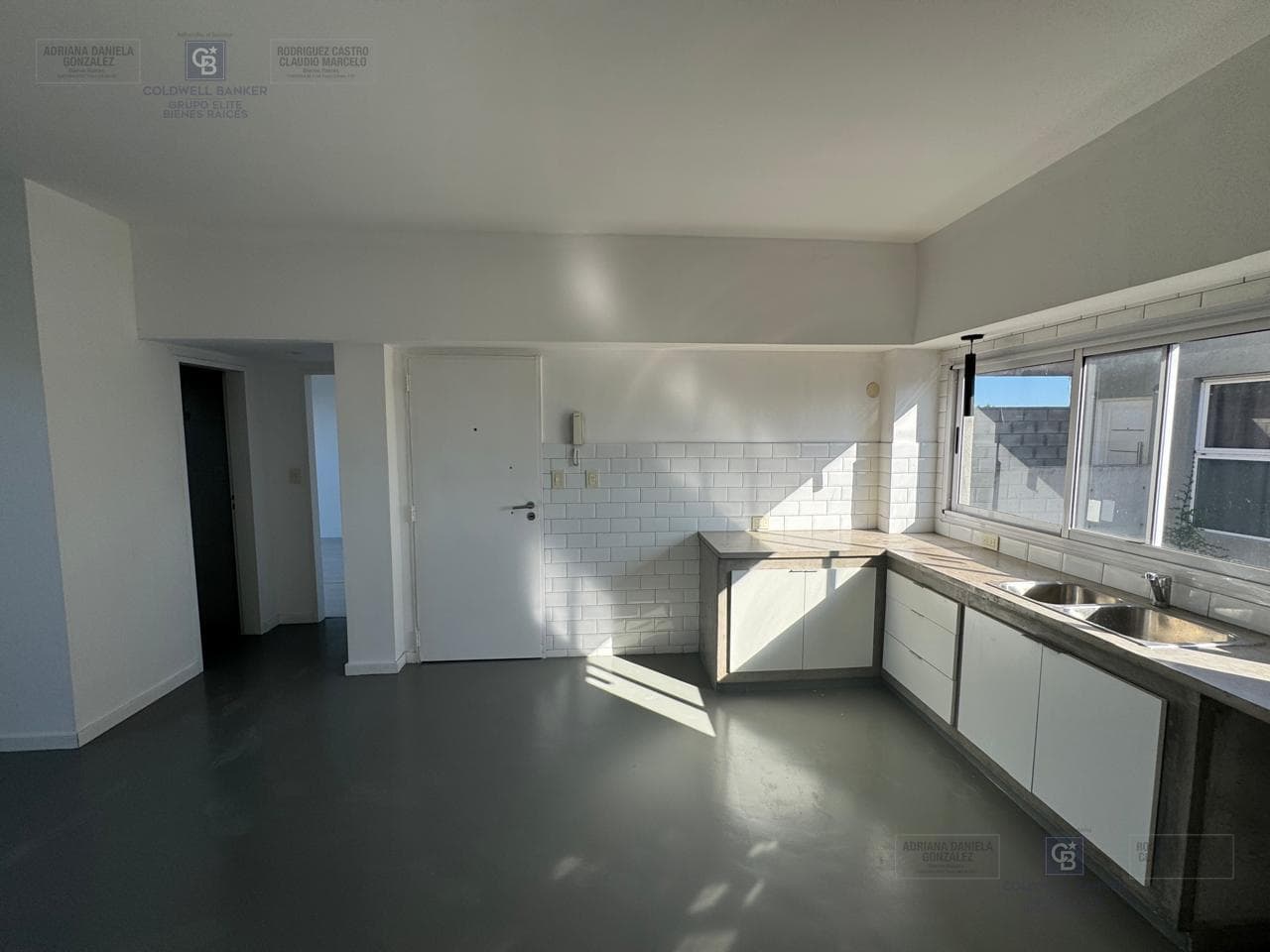 Apartment for sale in Ramos Mejía: 2 rooms, financing available, garage included