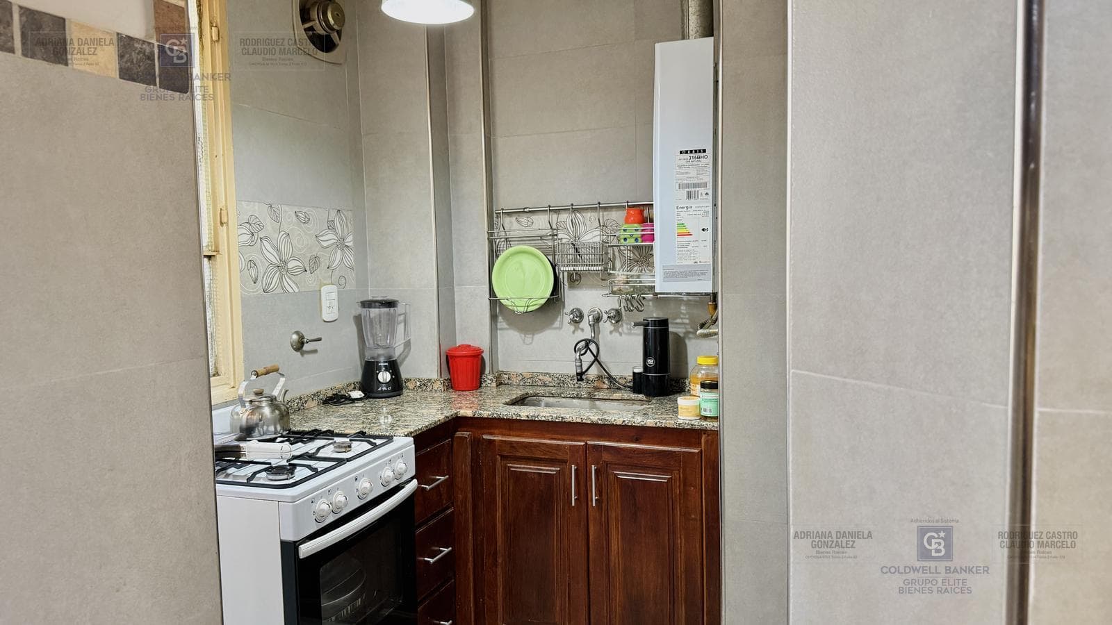 4-Room Apartment for Sale in Balvanera