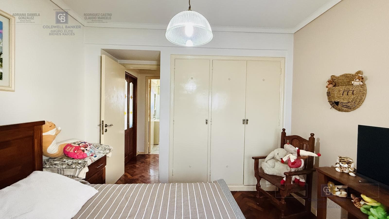 4-Room Apartment for Sale in Balvanera