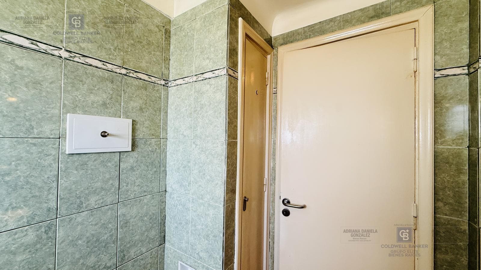 4-Room Apartment for Sale in Balvanera