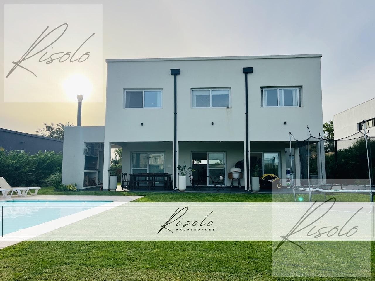 House for sale with a pond and a pool. 3 bedrooms, TV room. Gated community, North Zone, Escobar