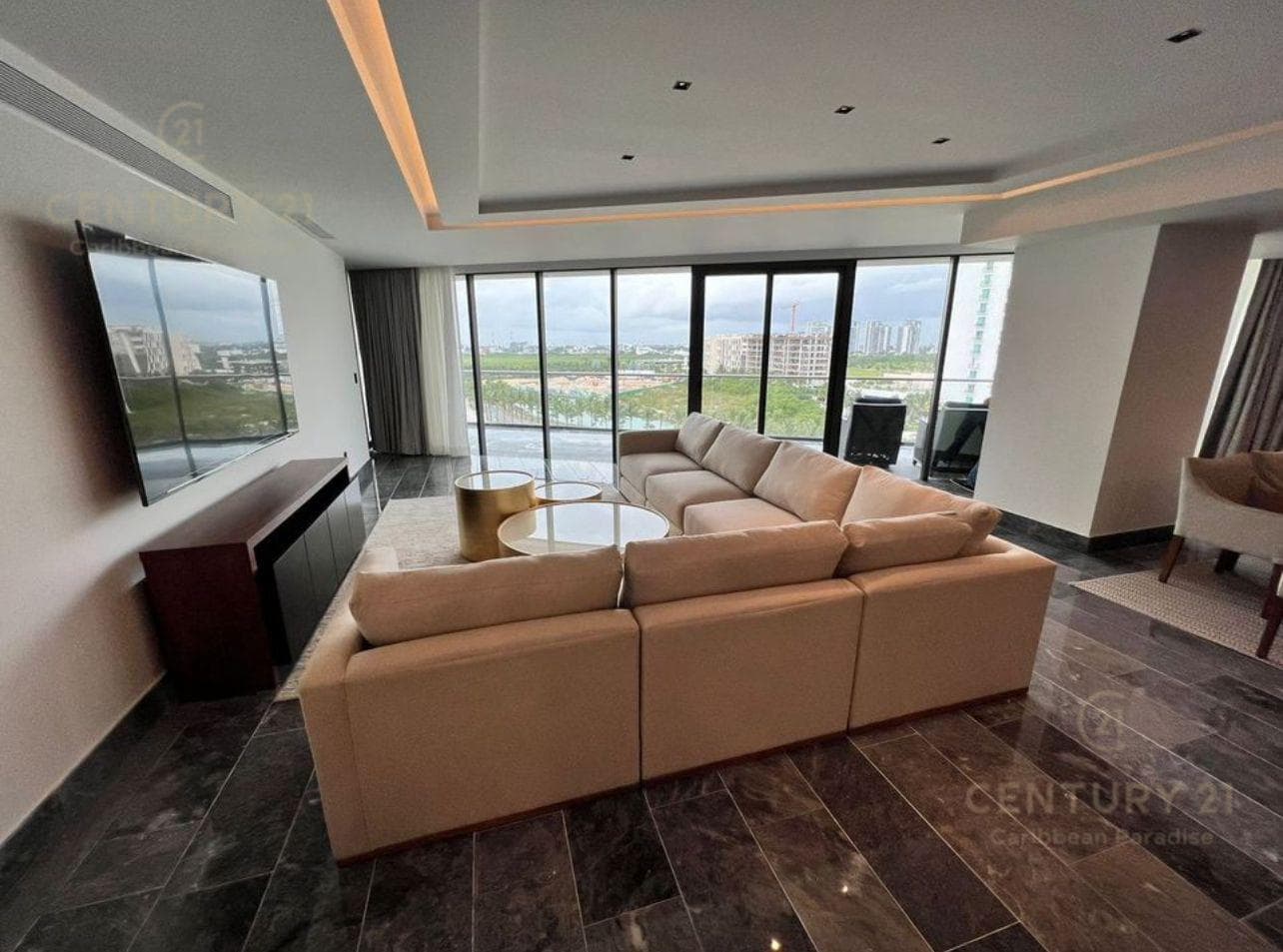 2-Bedroom Furnished Apartment for Rent in Shark Towers, Cancún | C4122