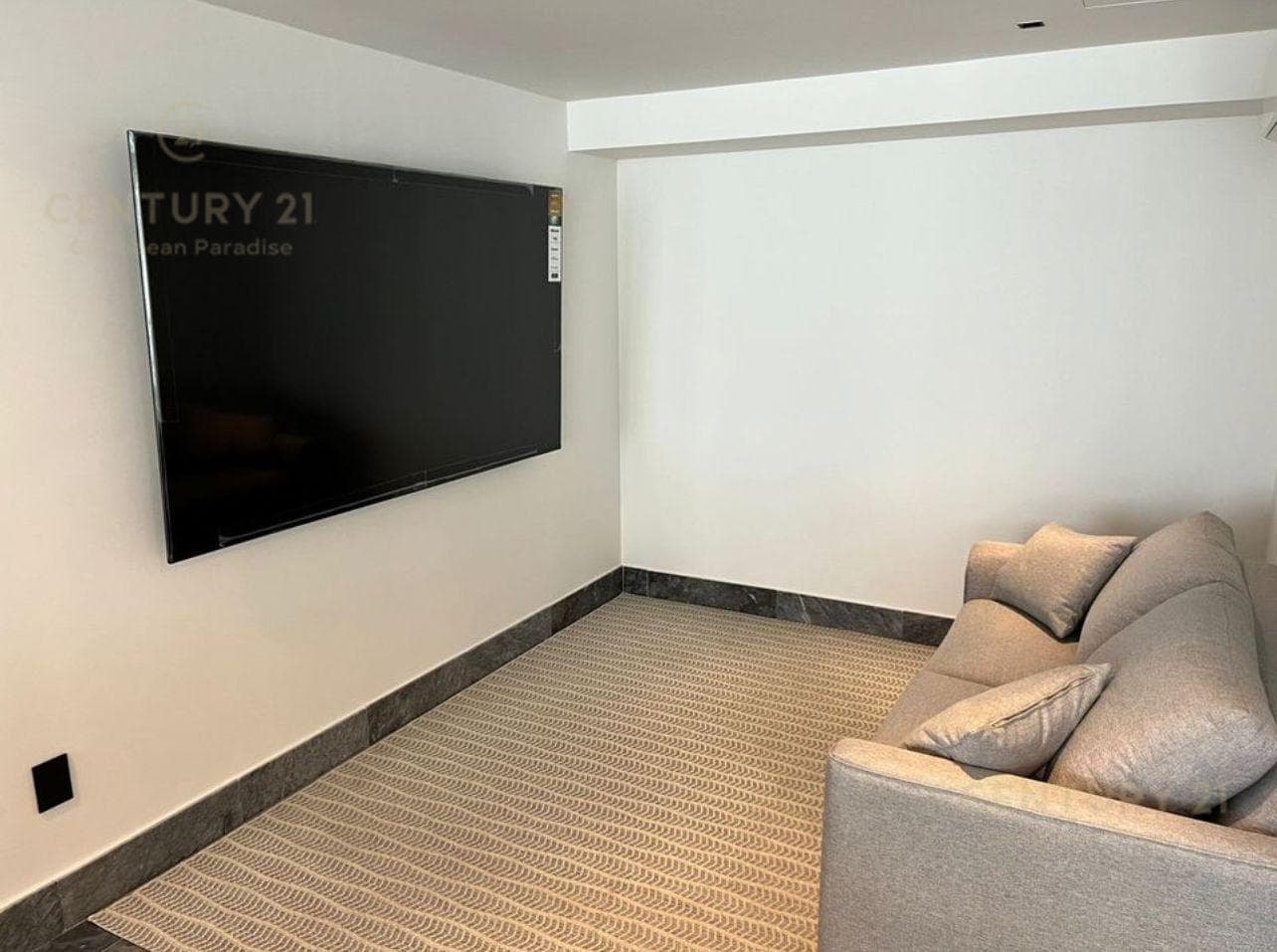 2-Bedroom Furnished Apartment for Rent in Shark Towers, Cancún | C4122