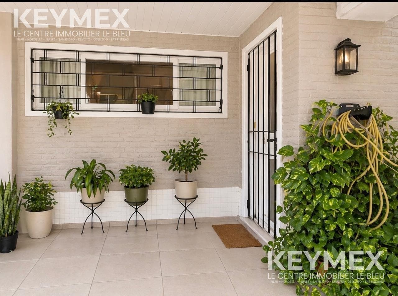 House for Sale in Olivos: 4 Rooms, Patio, and Terrace