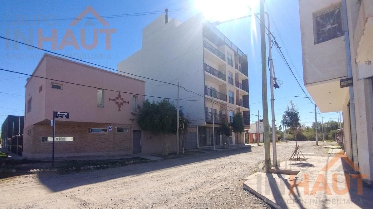 Studio Apartment with Garage in the Conluencia Urbana Area