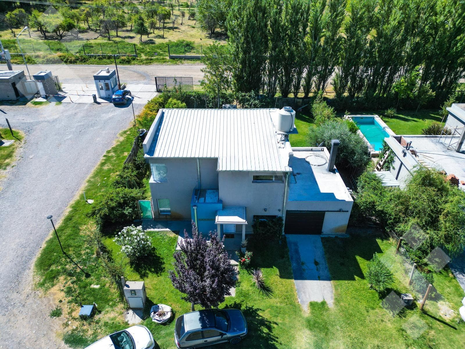 2-Bedroom House for Sale, with Pool, in the La Castellana II Gated Community, Neuquén