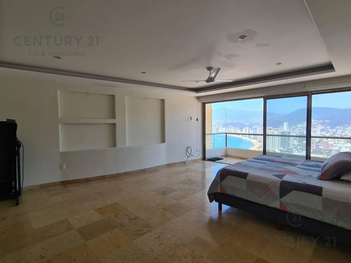 Apartment for Sale in Joyas de Brisamar, Acapulco, Guerrero