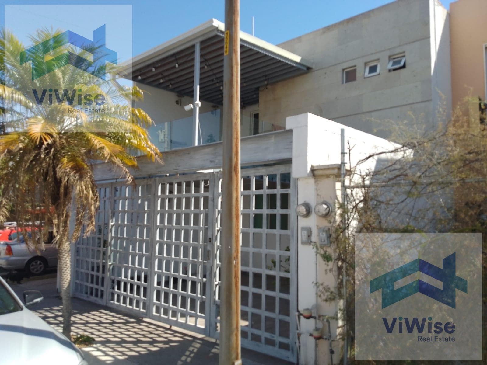 House for Sale in Candiles | Sofia | Terrace | Excellent Location
