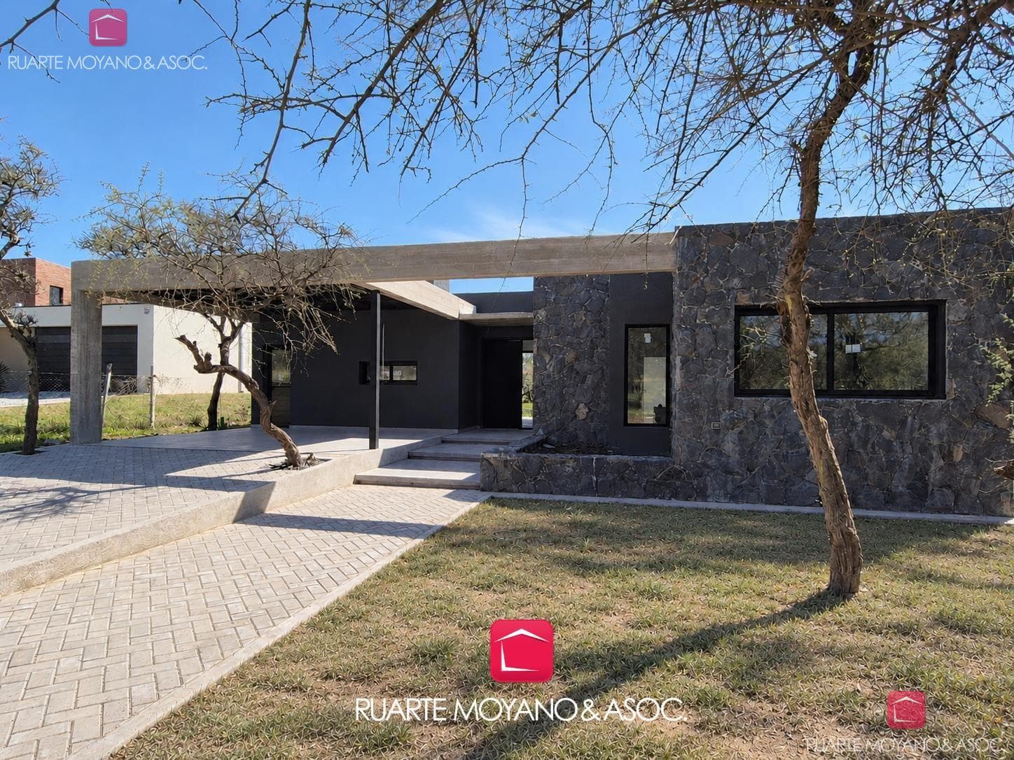 Casa a Estrenar | Alta Gracia Country Golf | 3 Dormitorios