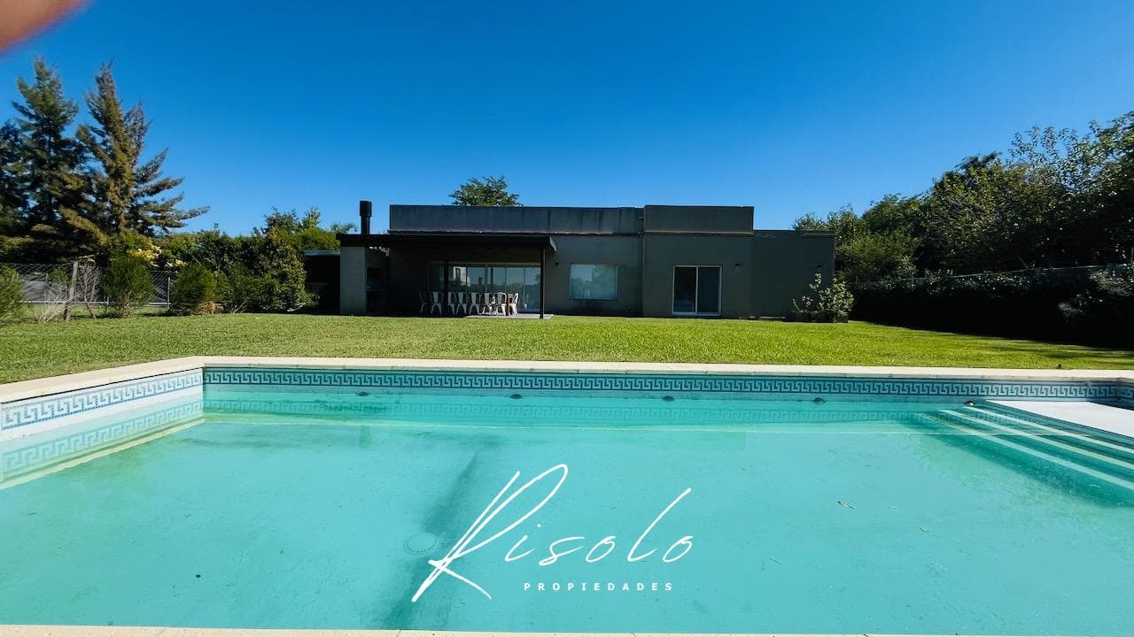 House for Rent, Furnished. Pool, 3 bedrooms. Office. Gated Community, Escobar