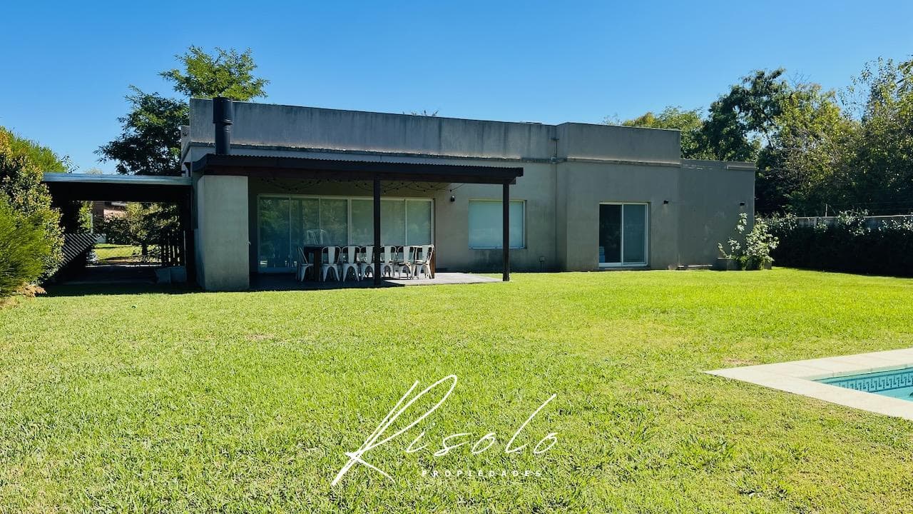 House for Rent, Furnished. Pool, 3 bedrooms. Office. Gated Community, Escobar
