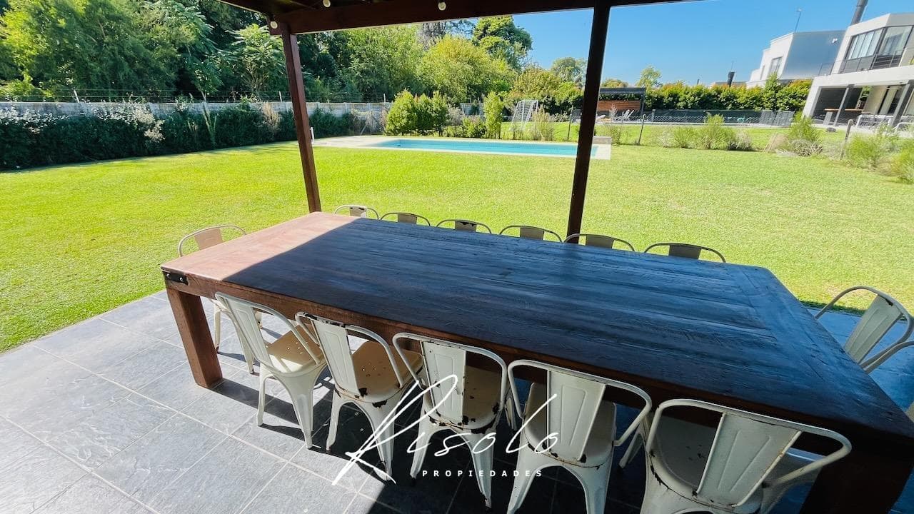 House for Rent, Furnished. Pool, 3 bedrooms. Office. Gated Community, Escobar