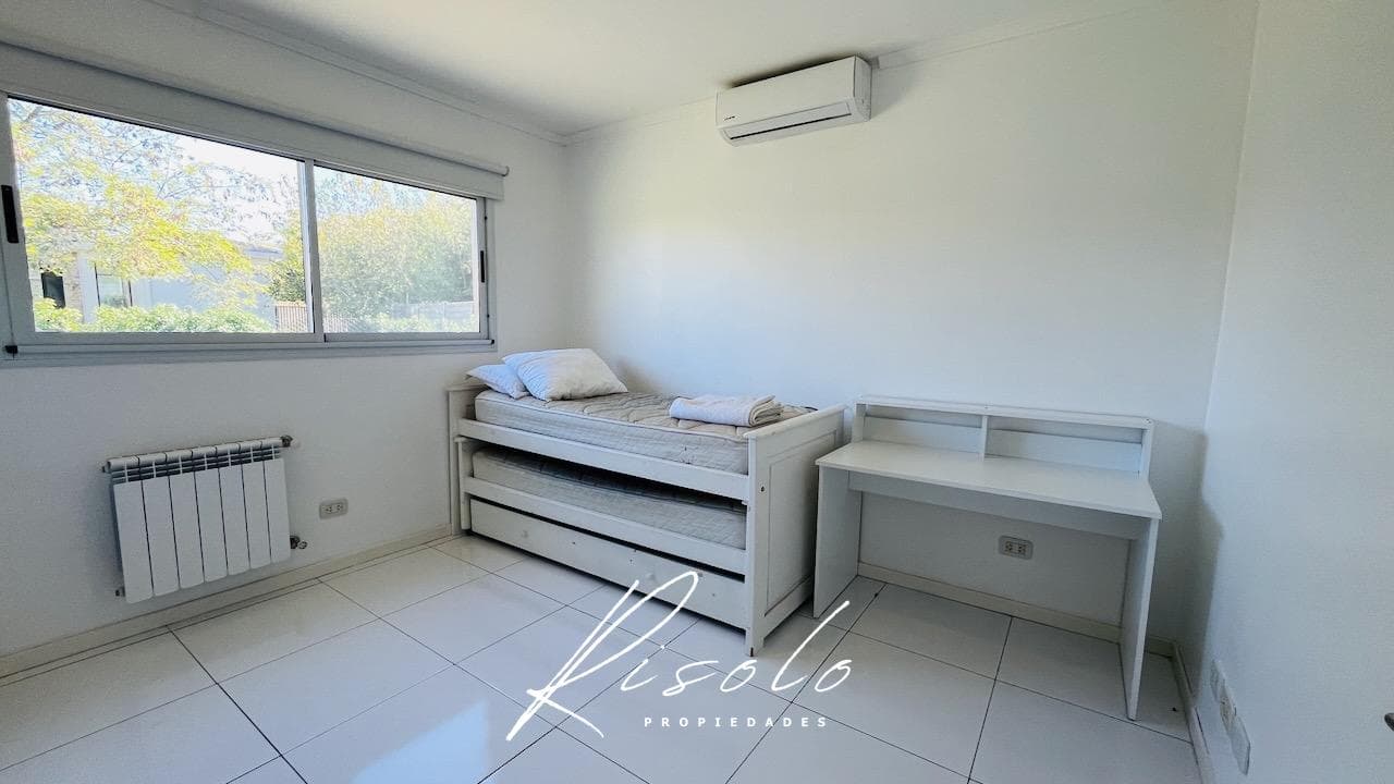 House for Rent, Furnished. Pool, 3 bedrooms. Office. Gated Community, Escobar