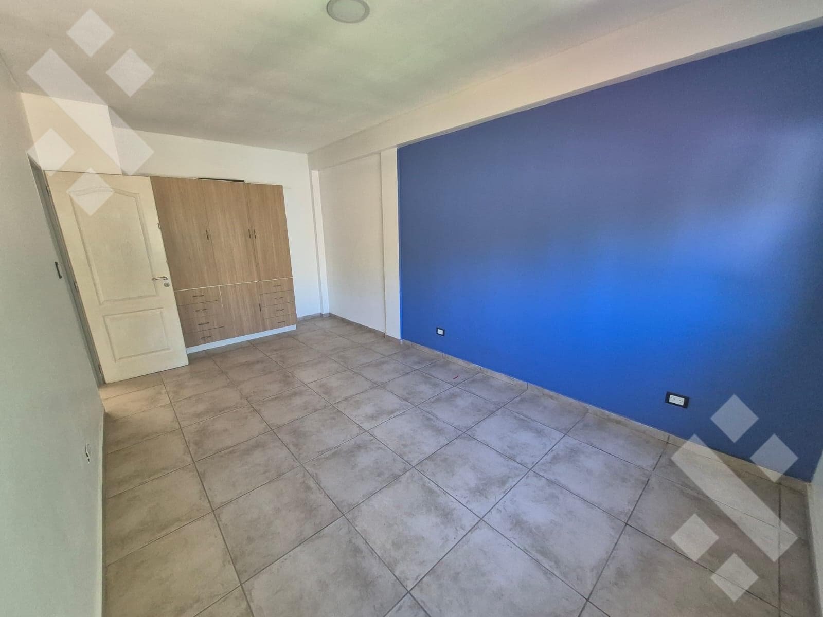 3-Bedroom House in the 12 de Septiembre Neighborhood, Parque