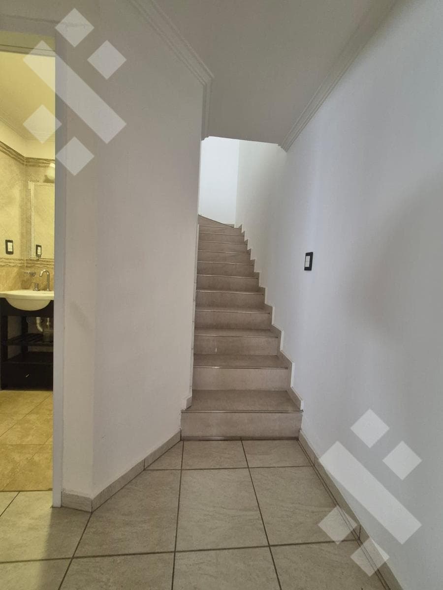 3-Bedroom House in the 12 de Septiembre Neighborhood, Parque