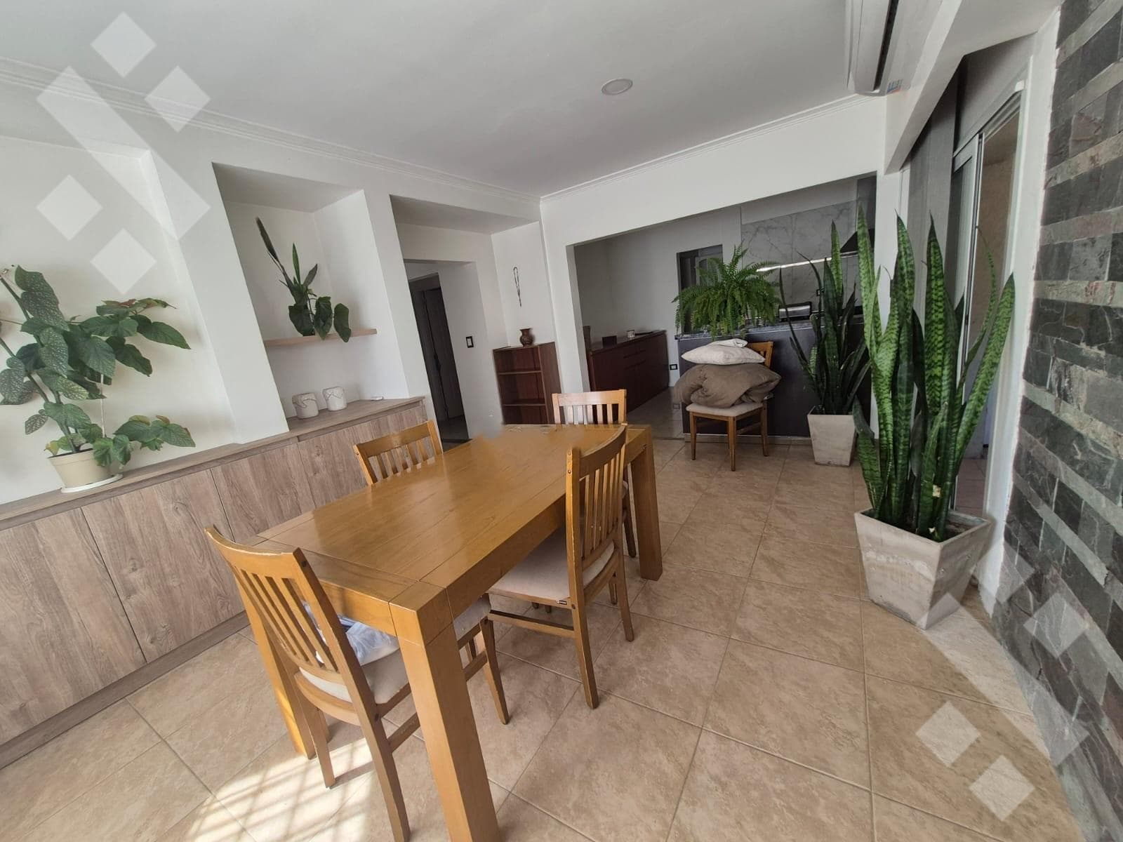 3-Bedroom House in the 12 de Septiembre Neighborhood, Parque