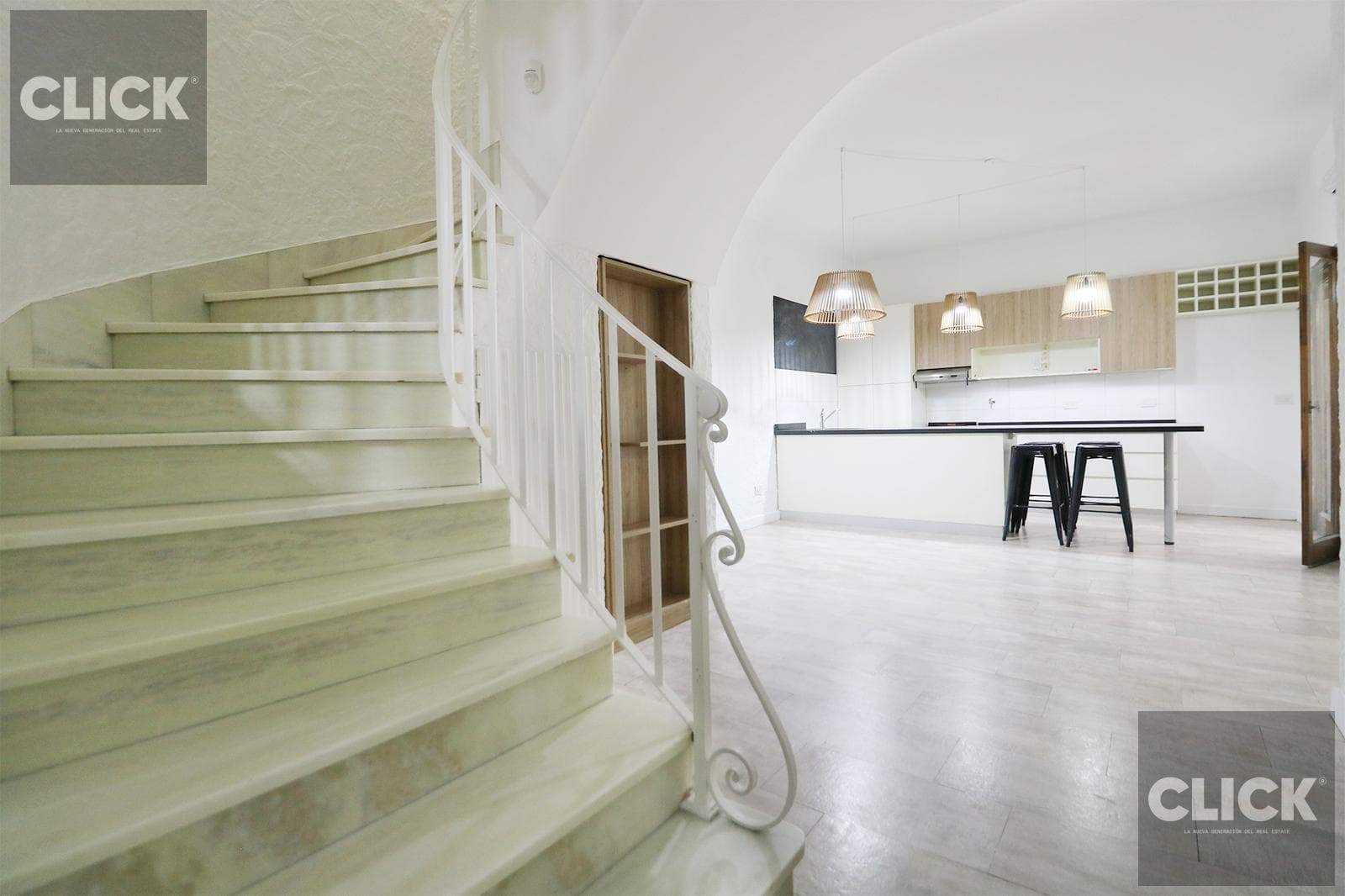 For Sale - 6-room apartment - Renovated - Patio - Terrace - Almagro