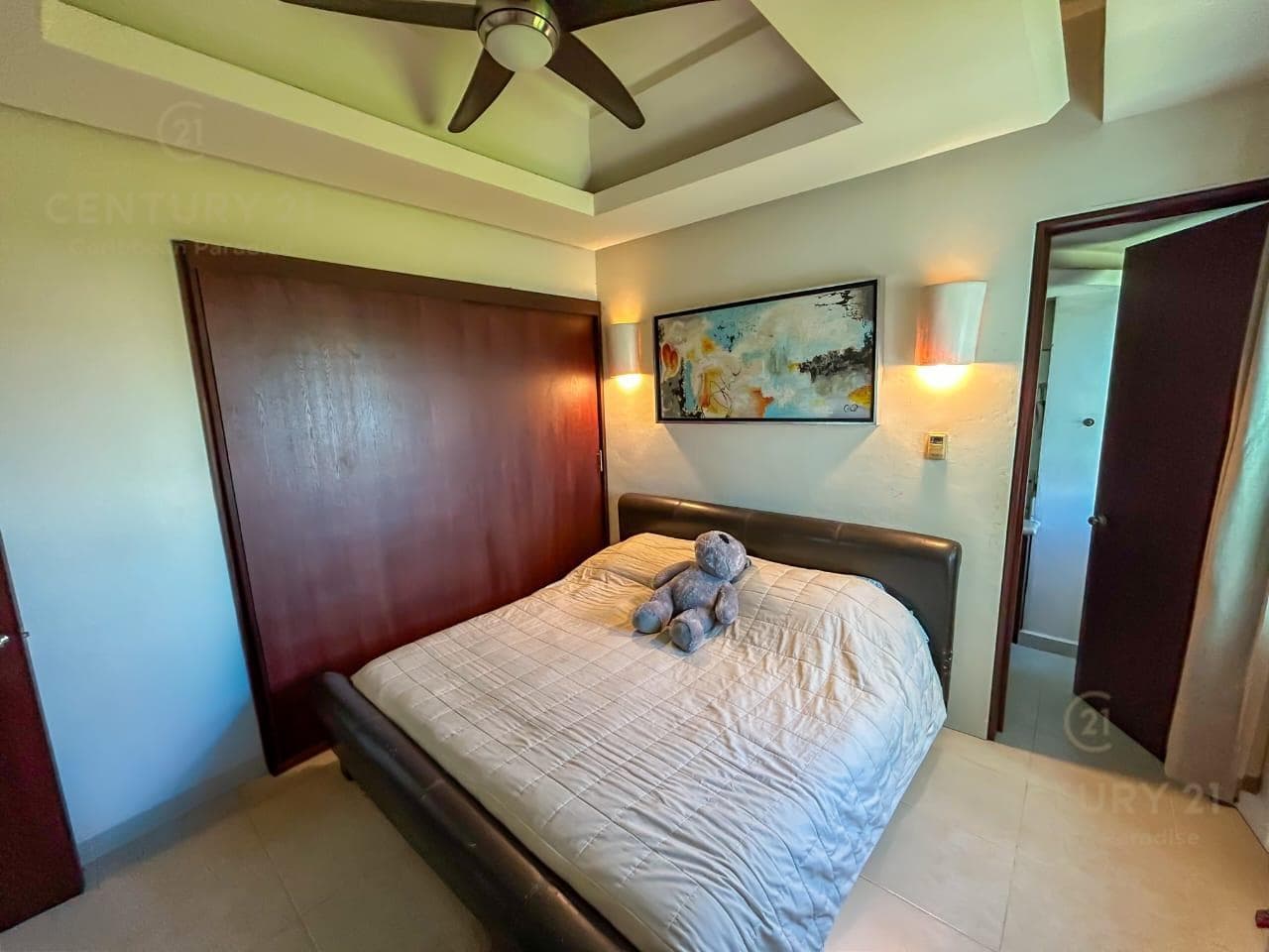 Furnished Apartment for Sale in Isla Dorada C4127