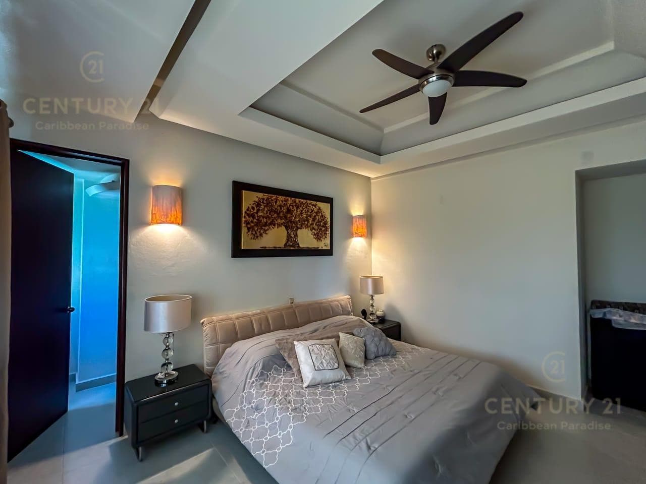 Furnished Apartment for Sale in Isla Dorada C4127